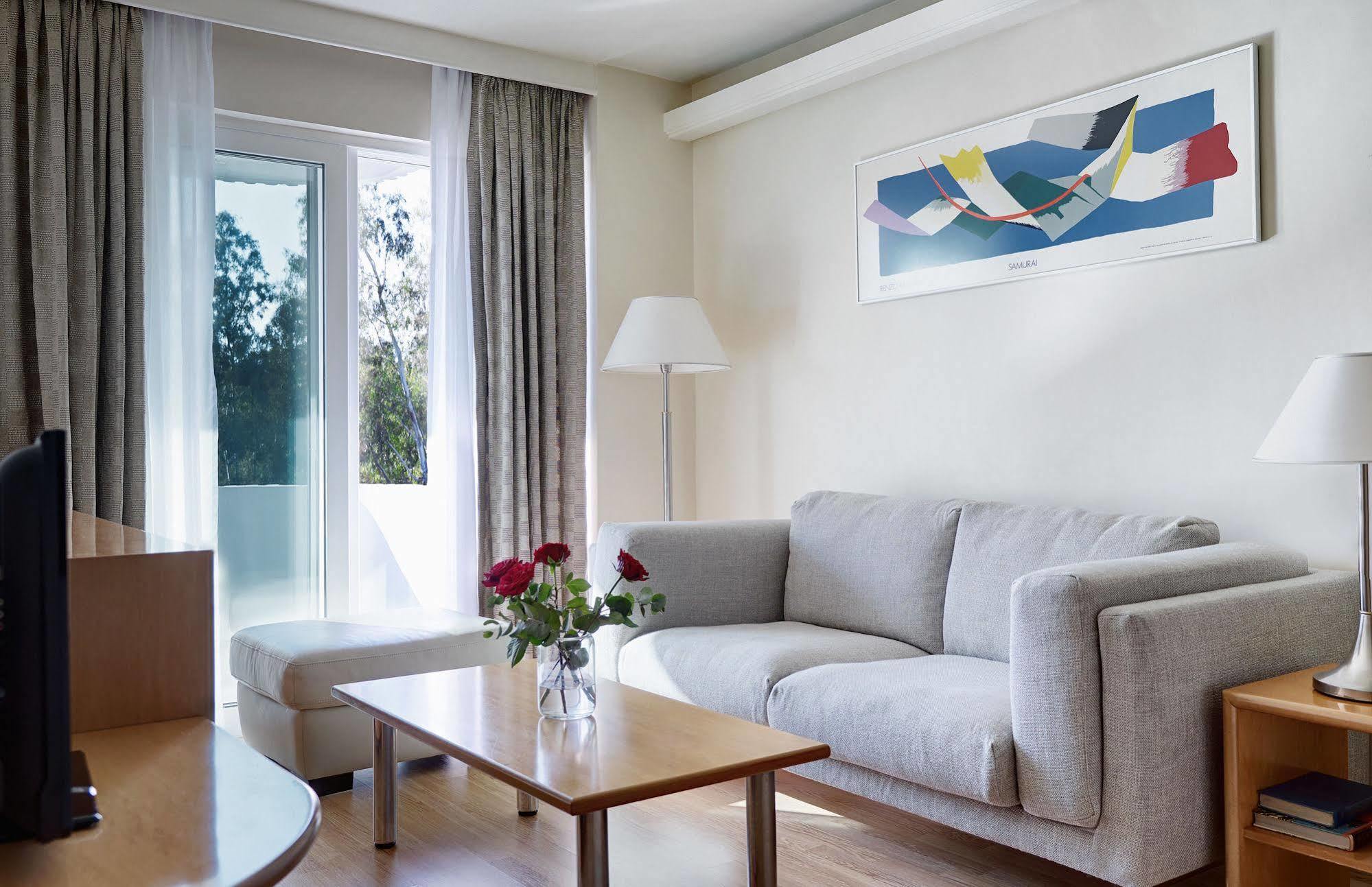 Blazer Suites Hotel Афины Экстерьер фото